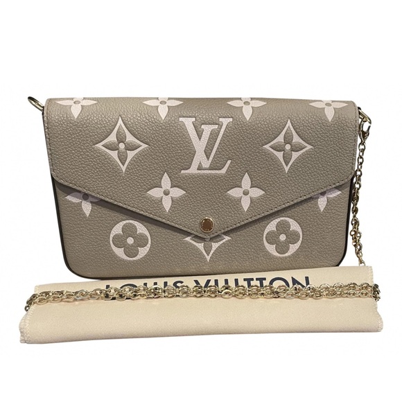 Louis Vuitton Handbags - Louis Vuitton Pochette Felicie Monogram Crossbody Bag